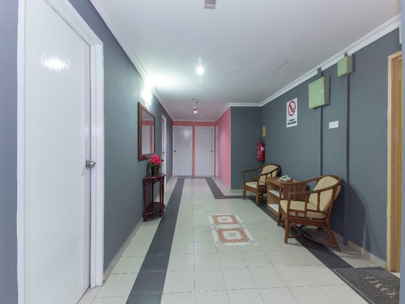 Oyo 746 Hotel Comfort Ipoh Buitenkant foto